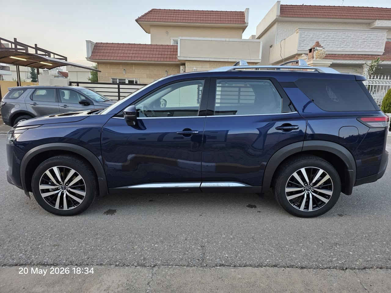 السلام عليكم 

NISSAN PATHFINDER PALTINUM 2024

إضاءة ترحيب عند الإقتراب من السيارة

بصمة تشغيل

بصمة ابواب

دخول ذكي

تشغيل عن بعد مع تشغيل التكييف (Remote Start)

صندوق شفط كهربائي 

فتح صندوق بتمرير القدم تحت الدعامية

فتحة سقف بانوراما

السيارة سحب امامي 2WD

رادار امامي (تحديد مسار)

رادار جانبي (نقاط عمياء)

رادار خلفي (تحذير من الاصطدام و توقف ذاتي)

قيادة آلية تفاعلية مع مثبت السرعة

Data Show

حساسات امامية+ خلفية

سستم سماعات BOSE

اوتو بارك Auto Park

كاميرات 360°  

كشنات جلد

داخل لون اسود و قرميدي 

كشنات كهربائية ميموري

كشنات تدفئة+ تبريد 

كشنات خلفية تدفئة 

ستائر على الابواب الخلفية

دشبول ديجيتال

تبريد قطعتين لمس

تحكم وضعيات القيادة...Drive Modes 

شفتات + تحكمات استيرن 

هيتر استيرن

Apple Car Play

Android Auto 

هاند بريك بصمة

اوتو هولد Auto Hold

اوتو ستارت Auto Start

اوتو ستوب Auto Stop 

مانع انزلاق+ABS

شاشة كبيرة لمس+كاميرا

منافذ AUX+USB

وبقية المواصفات

بطارية السيارة الاصلية

بصمتين تشغيل اصلية 

ملحقات السيارة الاصلية جميعها في الصندوق

السيارة بدون تبديل بدون صبغ ، تعديل بارد فقط حافة البنيد و حافة الصندوق 

ماشية 2720 ميل فقط - مرقم وكامل اربيل

رقم الشاصي

5N1DR3DG9RC308887

السعر: $36,000

***********
