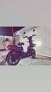 دراجه شحن • ٥ بطاريات • نضيف