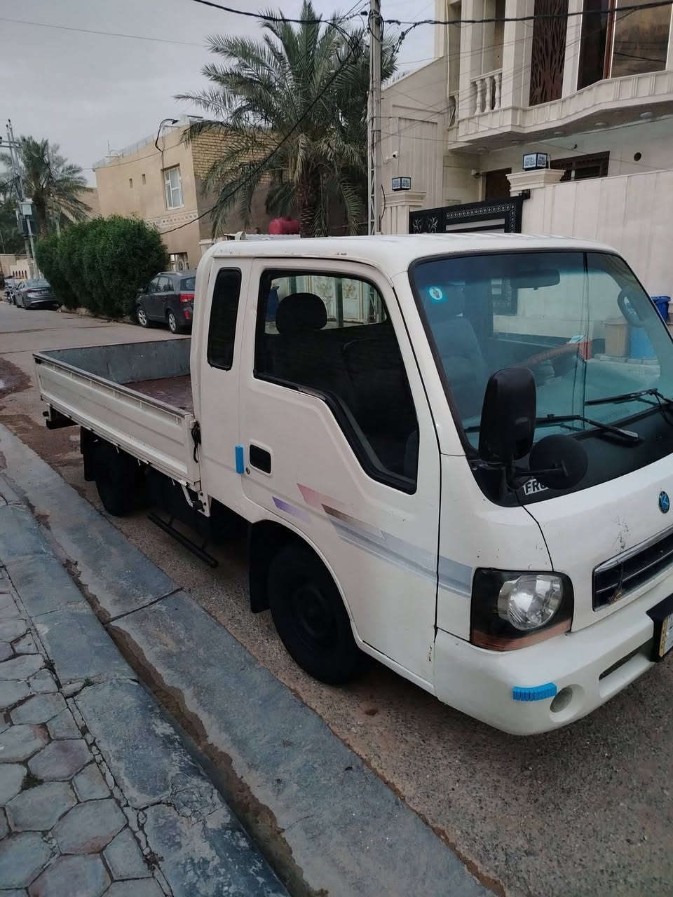 سلام عليكم كيه ٢٠١ جديده مكفوله رقم بغداد تحويل ثاني يوم سعر ٧٠ وبيها مجال العنوان واسط مركز المدينه للاستفسار ***********
