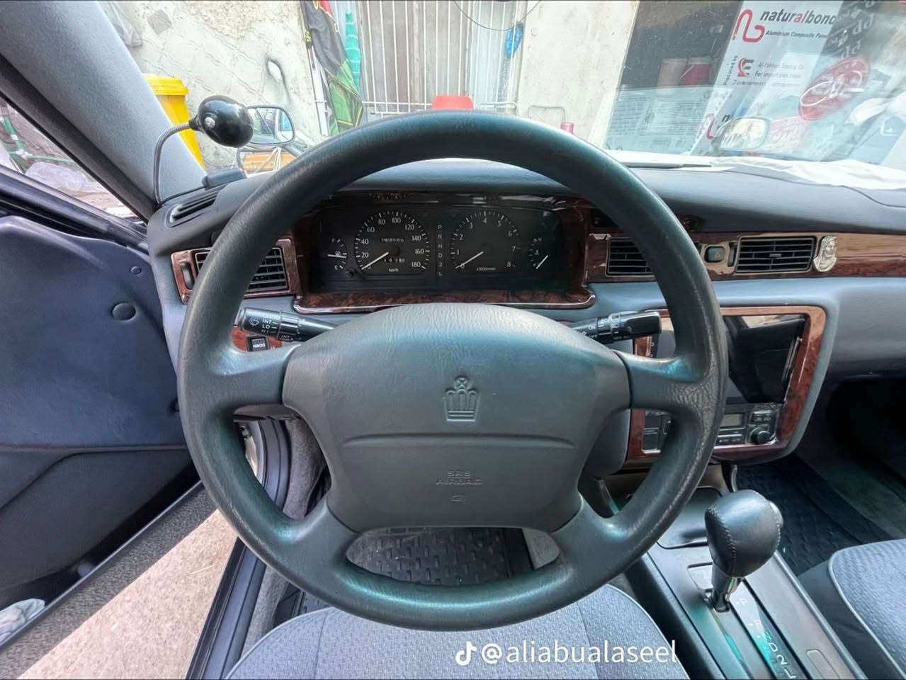 سلام عليكم راس الثور للبيع السياره متعوب عليه كامله من كلشي رقم بصره تحويل السعر 115 للاستفسار ***********
