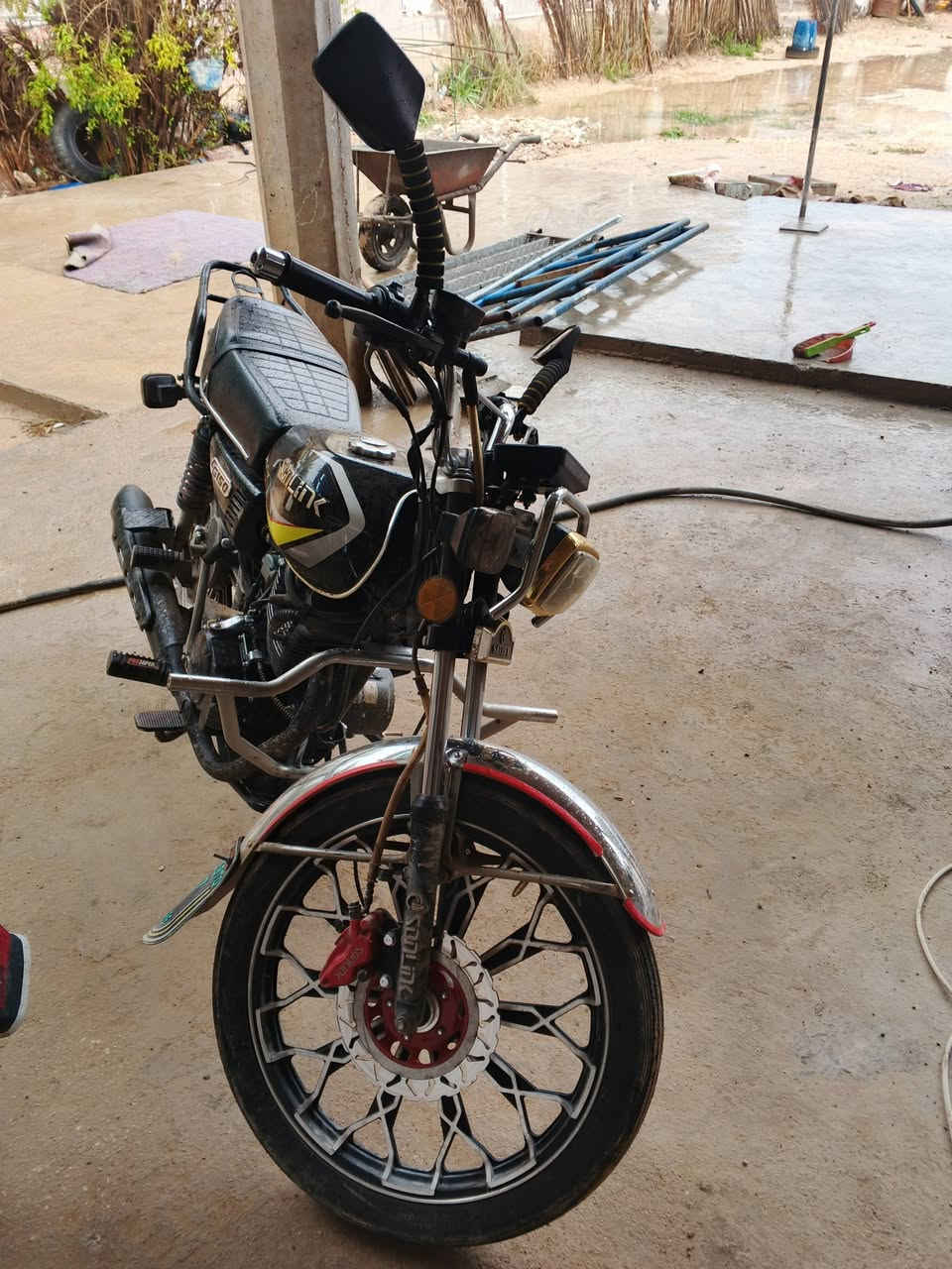 للبيع ايراني 2024 بدون اوراق موطور حال نضيف نشاط نعومه فول 🔥✈️ مكان حديثه بروانه سعر 700 وبي مجال للشراي ***********
