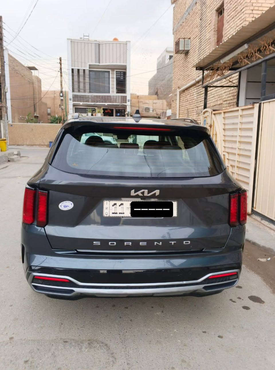 السلام عليكم
سورنتو للبيع موديل 2022 وارد امريكي
مواصفات السياره مكينه 4سلندر gdi 2500
بانوراما حساس امامي خلفي رادارات امامي خلفي وجانبي
كشنات جلد كرسي كهرباء السايق تدفئه تبريد كشنات
مانع انزلاق نضام ازدحامات بعد بيهه هواي مواصفات حادث السياره بنيد وجاملغ الايسر والسونار مرفق مع المنشور
سعر السياره 238$ 
عنوان السياره بغداد الحسينيه
للاستفسار الاتصال على الرقم ***********
