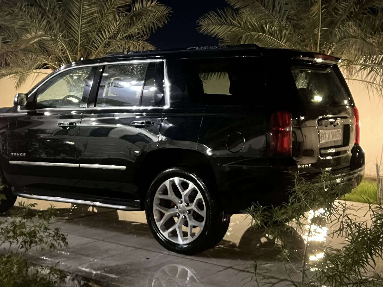 تاهو 15 سياره جديده ماشيه 100 Lt فول عدا الفتحه رقم بغداد الجديد بدون صبغ فقط ثلاث قطع تبديل شركه مكاني ديوانيه السعر ب3 وبيها مجال ***********
