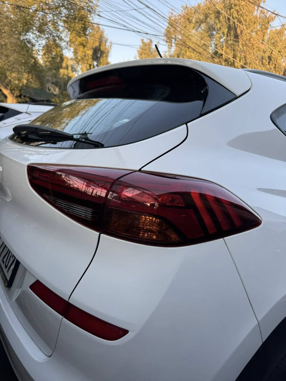 هيونداي توسان خليجي موديل 2019
مكفولة من الصبغ والبارد ✅
رقم سليمانية الجديد وهزة جديدة 
ماشيـة 74 الف 
لايتات خمس عدسات 
بكلايت LED
شاشة أصلية
مري شفط 
حساسات أمامية وخلفية
السيارة نظيفة جدًا، استعمال شخصي
موقع السيارة بغداد 📍
***********
