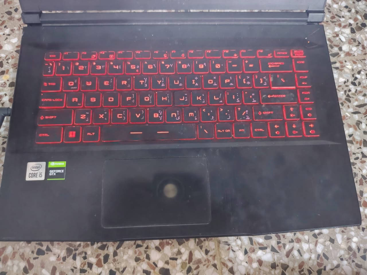 السلام عليكم..
للبيع لابتوب قيمنق (MSI Gaming) مستعمل، الجهاز نظيف كلش وبحالة ممتازة وجاهز للاستخدام والألعاب 

المواصفات الكاملة للجهاز:

 المعالج: Intel Core i5 (الجيل العاشر)

 كرت الشاشة Gtx1650 بمساحة 4G

 الذاكرة العشوائية (الرام): 8GB DDR4 (سلاسة تامة بالالعاب والبرامج)

 الهارد (مساحة التخزين 256GB SSD (سريع جداً بالإقلاع والتحميل)

 الشاشة:حجم 15 بتردد 144Hz (مثالية جداً لألعاب الشوتر والحركة السريعة)

حالة الجهاز: نظيف جداً وشغال 100% بدون أي مشاكل والفحص مباشر عند الشراء.

السعر: 750000 دينار عراقي (وبي مجال بسيط للشراي)

يوجد توصيل لجميع محافظات العراق

للاستفسار: ***********
