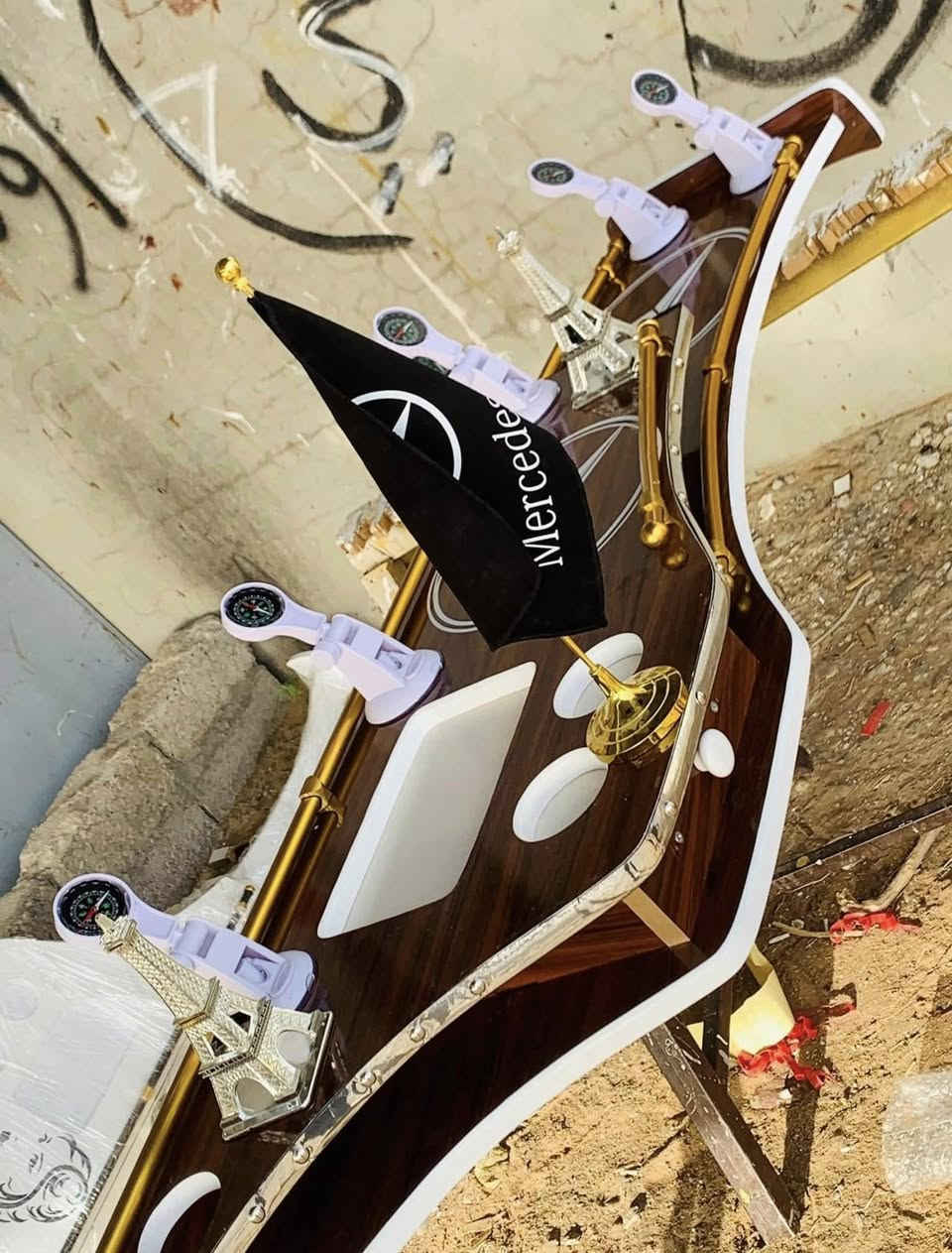 سلام عليكم يوجذ الذينة انواع دشابيل سيارت كبيره لاستفسار اتصل على رقم ***********📞📞📞
