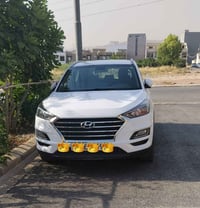 تكسون • نضيفه • بدون ضبغ