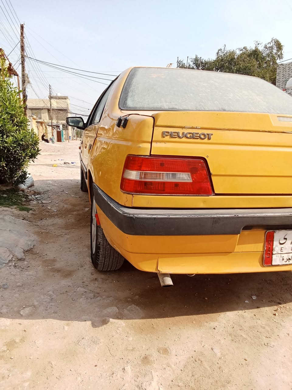 سلام عليكم بيجو لميس سياره خير من الله سعر 30 وبيه مجال بسيط مكاني بغداد ***********
