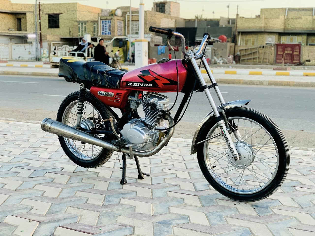 البيع نامه 24 اصلي كلك  دراجه نضيفه وجاهزه ما بيها نقص سعر 400 وبيها مجال ***********
