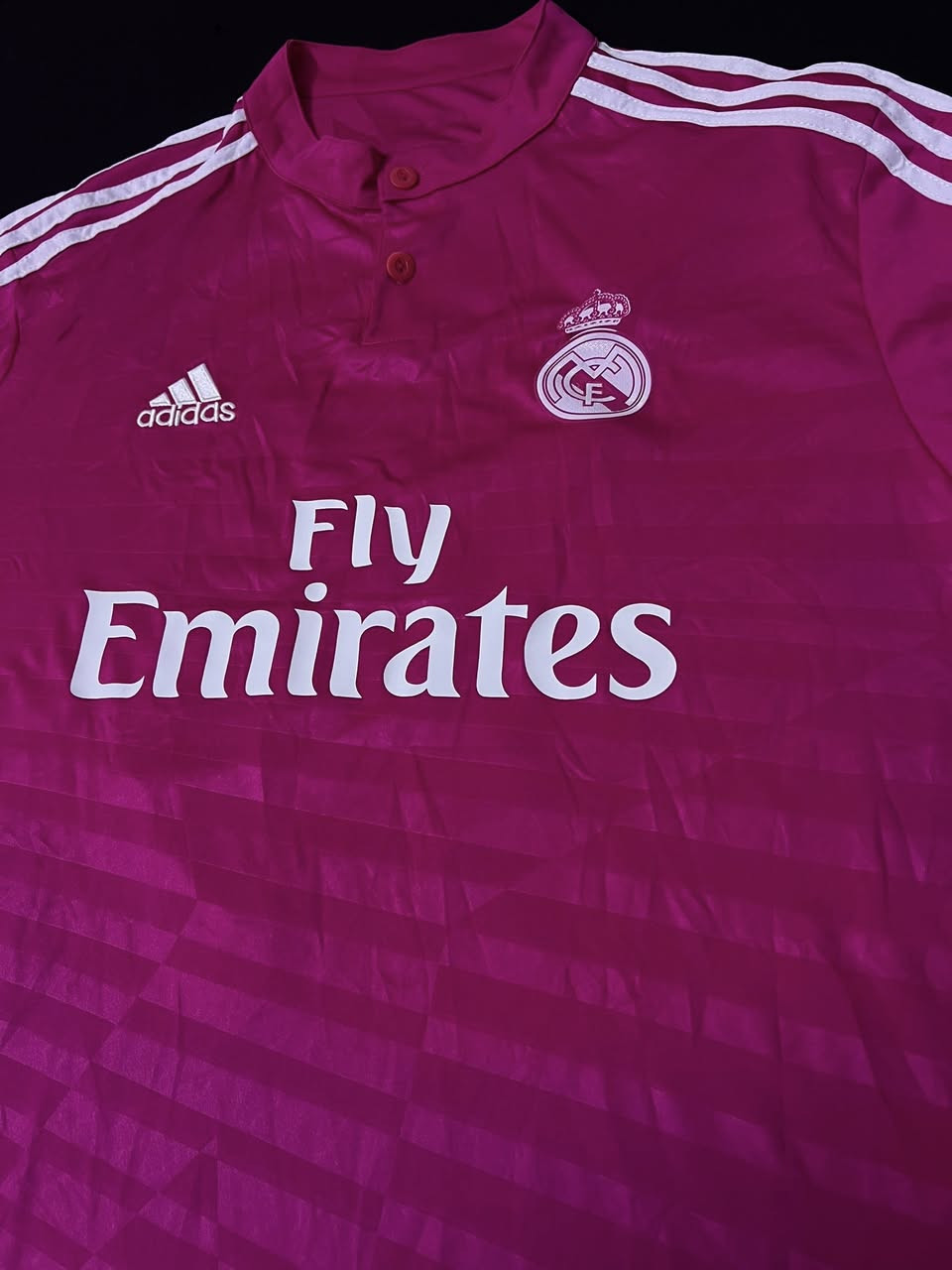 adidas 
غير مستخدم
اصلي xl يلبس لحد ١٠٠


**إذا كنت صاحب هذا الإعلان وتريد حذفه لأي سبب، رجاءا أرسل رسالة إلى الدعم الفني**