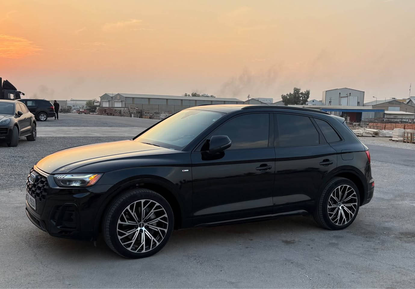 Audi 2023 Q5 Quatro 
Sayaraka 36.000 Km roushtya sayaraka 1 darkay pshtawa ba blade goraya baqe peshw pshte kaps sayaraka banzen hybrd kharabai esh dakat .

Sahre 360$ w majalak kam tedaya 

La bo maulwmate zytr nama bnern أربيل, العراق


**إذا كنت صاحب هذا الإعلان وتريد حذفه لأي سبب، رجاءا أرسل رسالة إلى الدعم الفني**