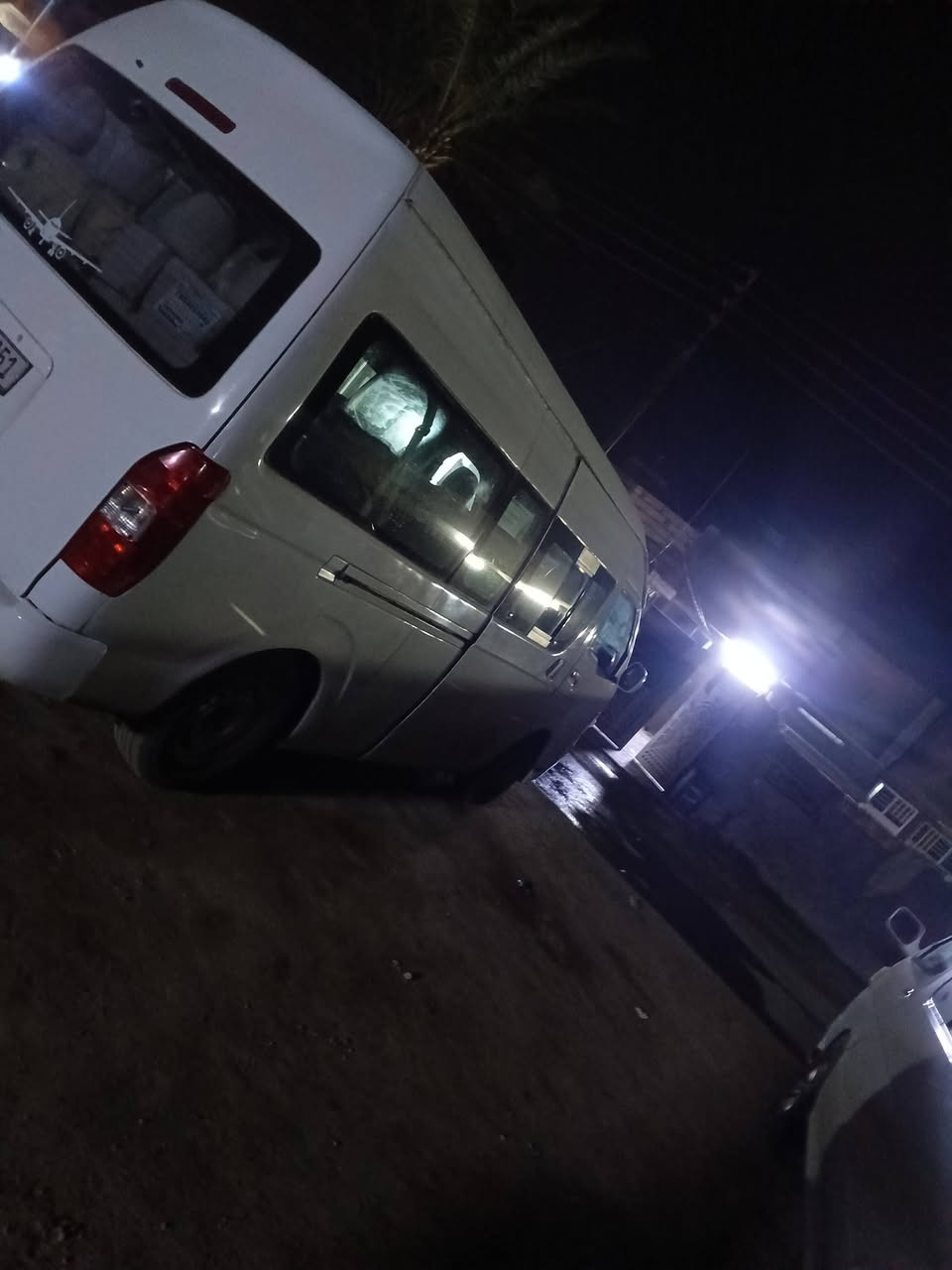 سلام عليكم ورحمة الله وبركاته جينبي عالي البيع سياره كير مكينه اكسل مكفول سياره  مصبوغه عام متجايه عله صفح الكصيره سياره 90وبيه مجال سياره مصفره غرامات هي ومرور ماعليه ربع دينار تحويل ثاني يوم رقم الهاتف ***********او ***********6
