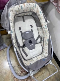 كرسي طفل • هزاز كهربائي • حي الجهاد