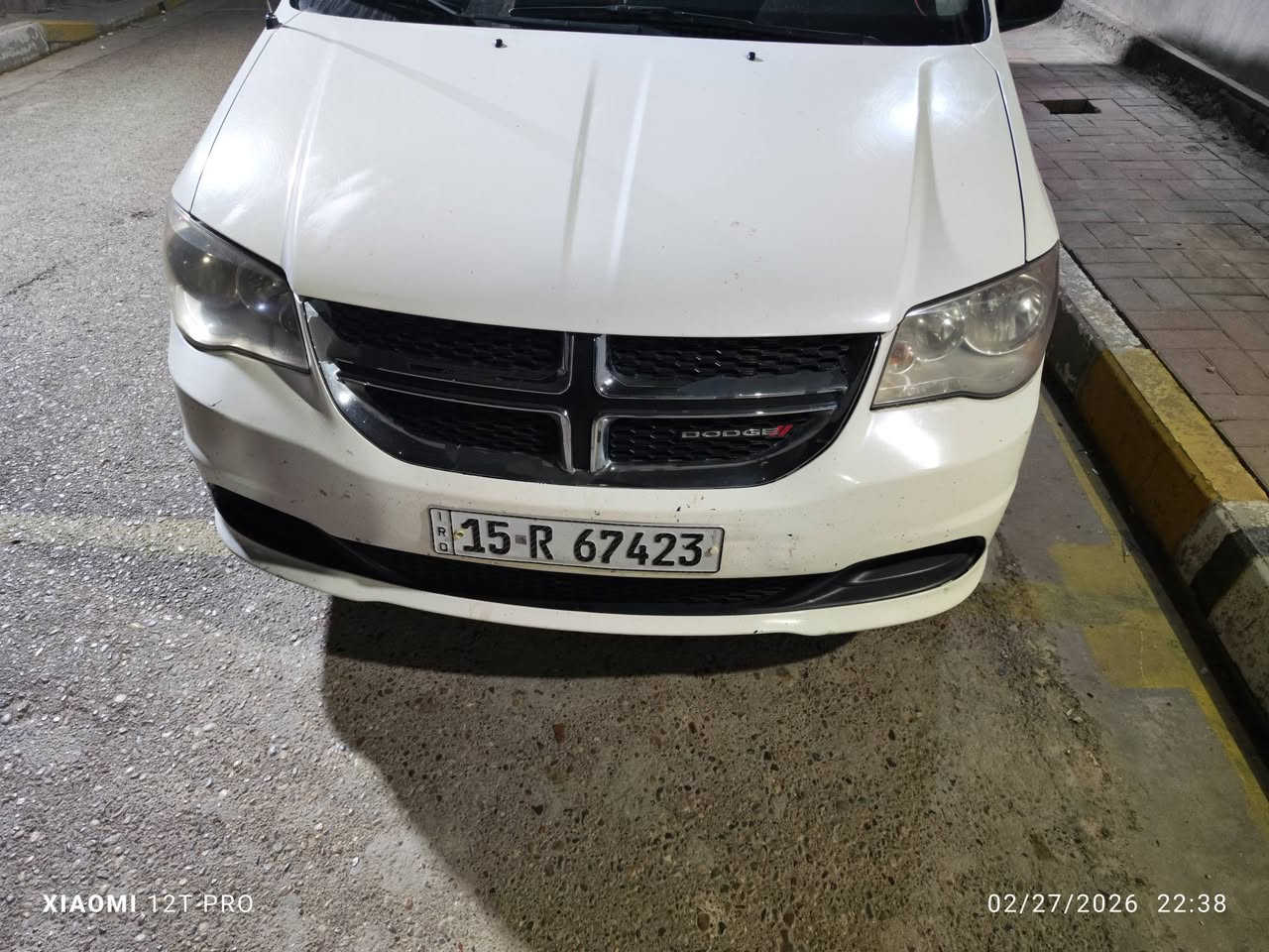 السلام عليكم 
دوج كرفان 2012 كلين فقط رصعة بالصندوك
3600 6v 
رقم انبار دولي بسمي سنوية 29 
شاشه سمارت + كامرة خلفية 
مكينة كير صدر تبريد كفالة🌹 وبالعافية على الياخذهة🌹
السعر 130 ورقة .مكان بغداد 
***********
***********
