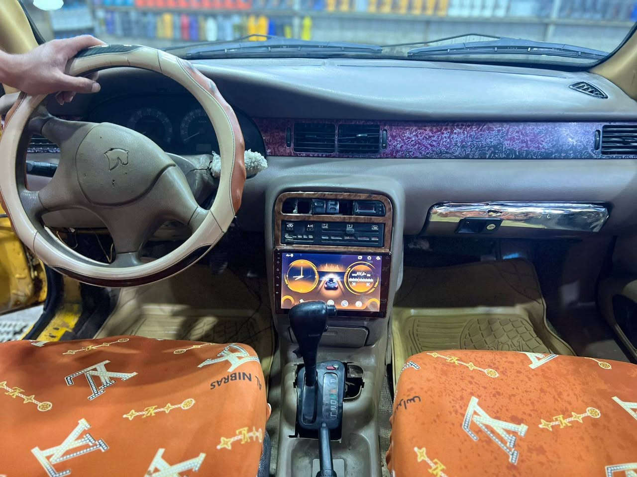 السلام عليكم سمند موديل 2011 رقم بصره  اللبيع محوره مكينه وكير بيكاتشو سنويه ضايعه تحويل ثاني يوم مشروع وطني بيها ستنساخ وبدل ضايع معمره خياسات جنطه ترايك وين مايعجبك جاهزه هزه بيها جديدة مكاني الناصريه مركز *********** سنويه نافذه 2023 عليها هيئه 340 غرمات ماعليها السعر 22 مال تكسي
