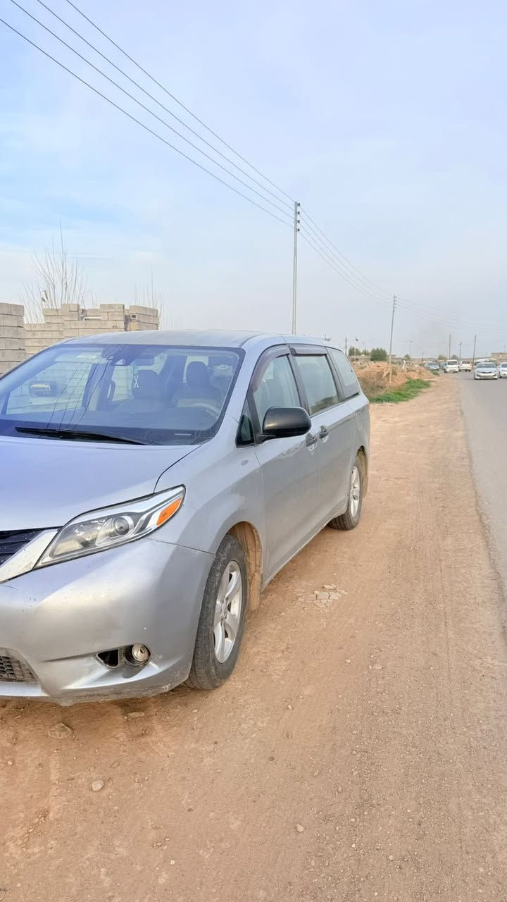 السلام عليكم سينا للبيع موديل 2011
فئة LEمواصفات عاديه

شاشه

كامره خلفيه

كروز سرعه

ابواب ميكانيك 

تبريد 3قطع

7راكب

مازدات 2020

كشافات

حجم المحرك 3500

كير اوتو 

رقم بغداد انكليزي

صدر خير من الله 

كير ومحرك مكفولات 

والسونار موضح بالصور وبدون دواخل 

السعر 140 وبيها مجال

***********

ملاحضه$

مكلف بالنشر
مكان السياره 
الضلوعيه
