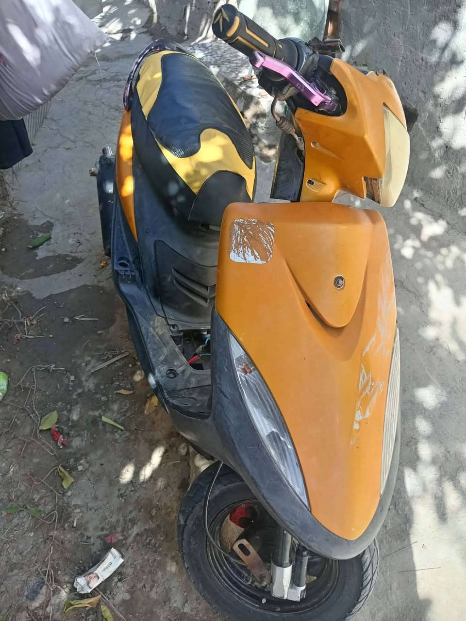 السلام عليكم
دراجه ماكس عدله للبيع دراجه مفتوحه بس ولفات مبدل بيهه شرط بوشه اصلي الدراجه عوزهه ترتيبات بصيطه
نقصهه تورباين خلفي
سعرهه خاص او اتصال عله الرقم الهاتف
***********
