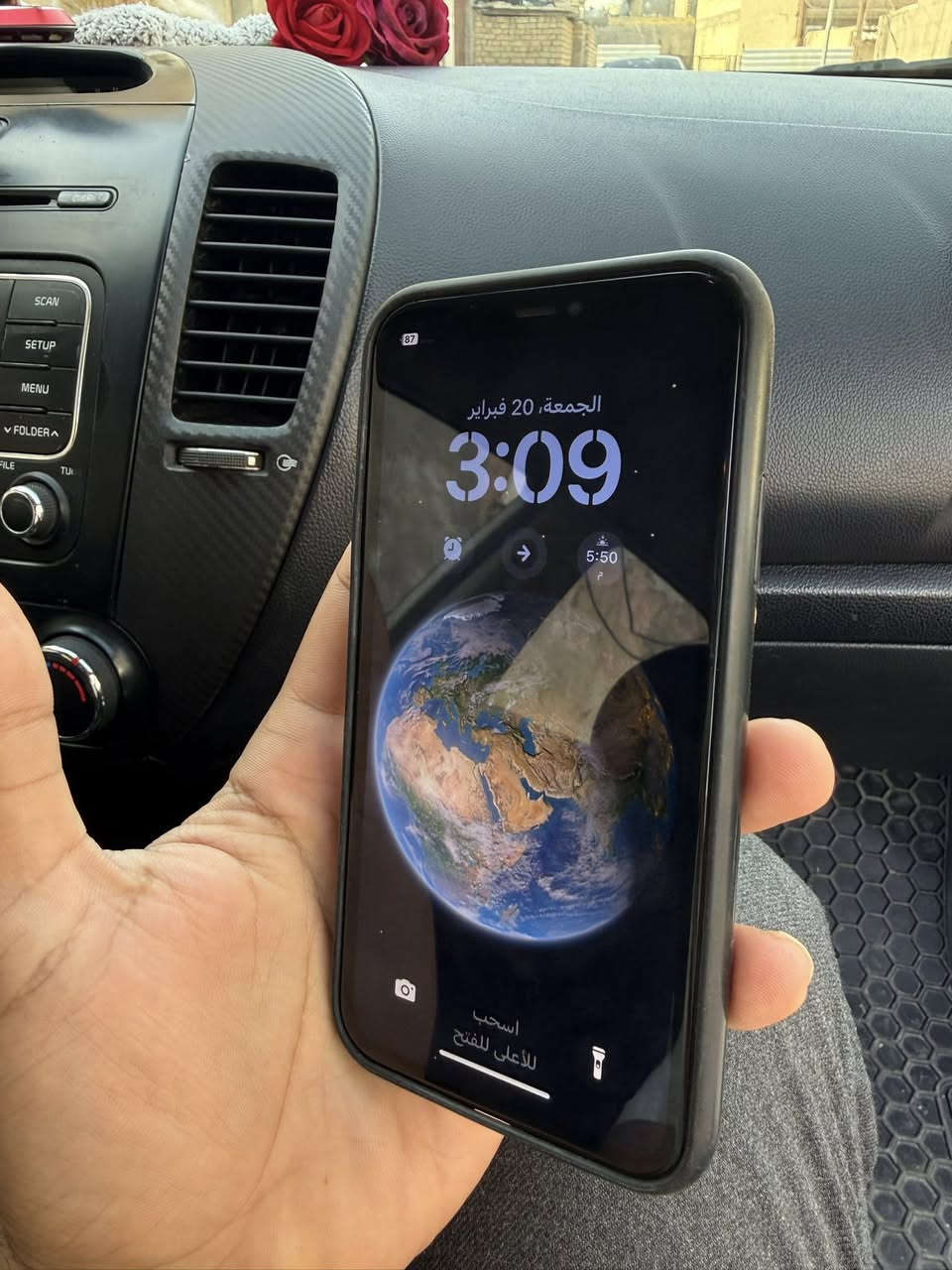 ايفون 11 عادي
مبدل شاشه تفصيخ وضهر للبيع سعره 190 وبي مجال مكاني بغداد ***********
