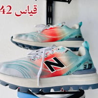 أي حذاء داخل الصوره ب10 يوجد توصيل لجميع المحافظات واتساب 07744588523