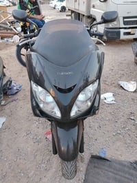 فورزة 08دراجة حلوة أوراق كامله  نقصهة بريك امامي كفرات نضافة ٥٠ بل مية...