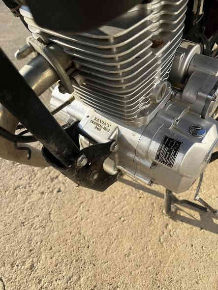 السلام عليكم للبيع موطور خمسه كير موديل 22محرك ما مفتوح ما مطخوخ علي اصبانه شرط مكفول من كلشي منفيس موجود وياء السعر 530بي مجال الاتصال ***********
