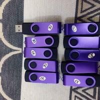 فلاشات • جي بي اس • كيبل بيانات