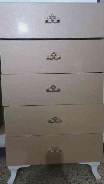 للبيع غرفه تركي قطع ٩ سعر ٣٧٥ وعنوان فلوجه حي الأندلس قرب أسواق الخزرجي رقم *********** للإستفسار
