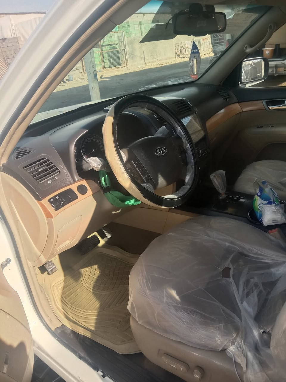 السلام عليكم
كيا موهافي للبيع او المراوس حسب  القناعه موديل 2011 ماشيه  140 الف قابل للزياده حقيقي  دك جرس  بل 120

توويل  خليجي 7 راكب  محرك  v6  قطع 3 تبريد فتحه  سقف  سلايت كشنات  جلد  نص فول حساس  خلفي اشاير  بل مرايه كامره وشاشه 

فتحة سقف سلايت تحكم  ستيرن

تخم  تاير جديد 

رقم أربيل دولي تحويل مباشر سنوية مجددة إلى 30. محرك كير شرط الفحص  ولاصوت  شرط كفاله عامه  من  الصبغ  والسونار  مكان السعر 148بيه مجال الطيبين السياره النجف الاتصال ***********
