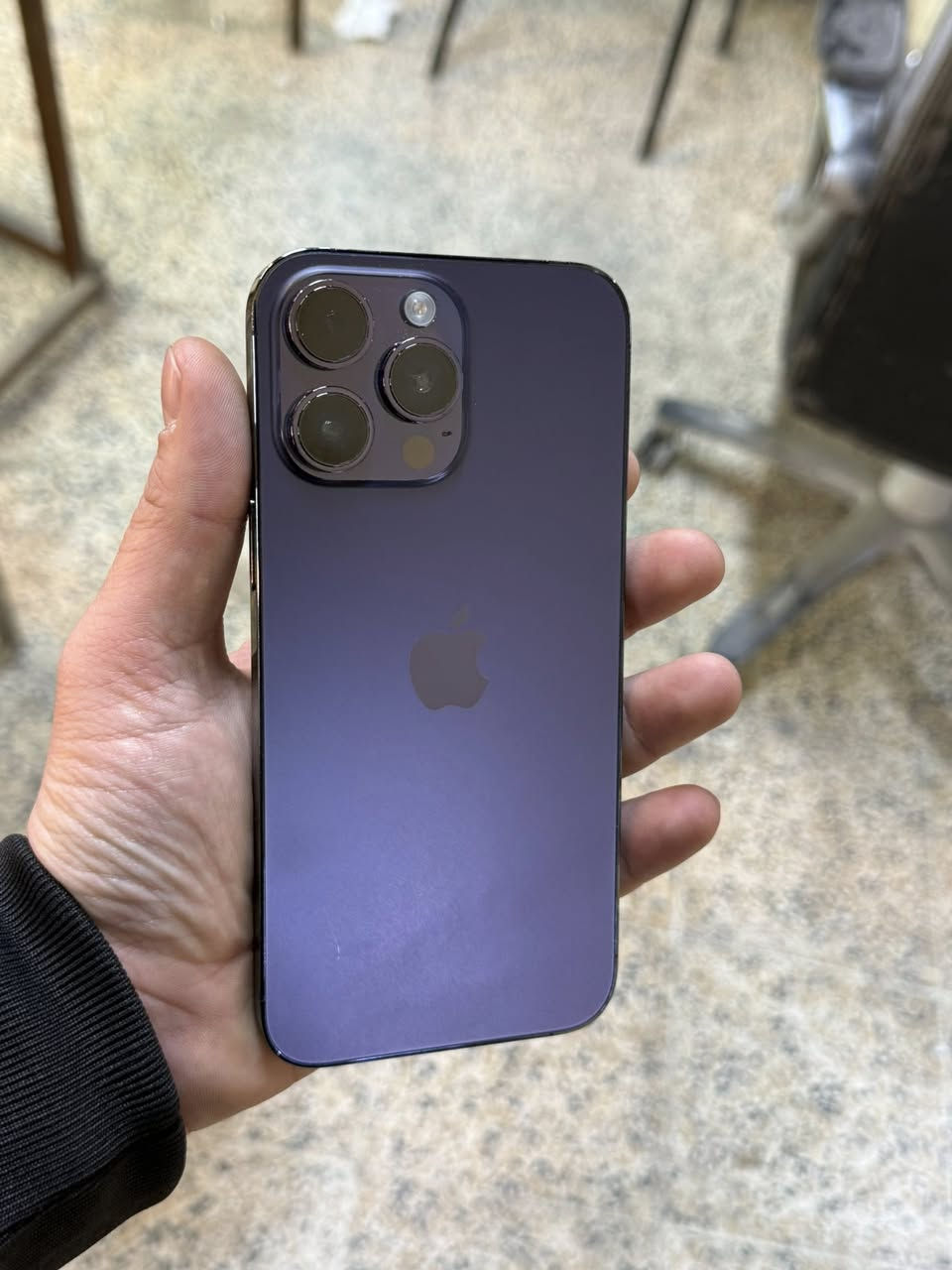 ايفون 14 برو ماكس
ذاكرة 256 
دبل سيمكارت ZA 
بطاريه 91 
نموذج M امريكي 
مبدل شاشه فقط 
سعر 520 الف 
شراي خاص او اتصل 
***********
