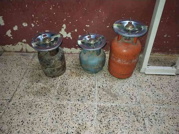 للبيع قاعده مال صوبه المنيوم سعرها 15 القناني الكبيره 25 الصغار على 15 شاري اتصل ***********
***********
