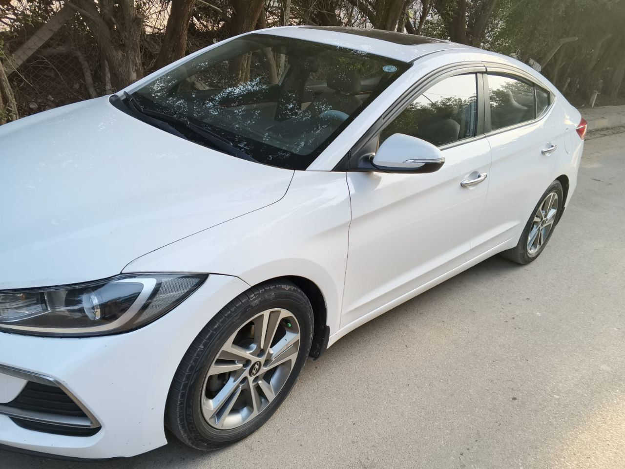 ‏السلام عليكم للبيع فقط 
‏النترة خليجي موديل 2019سوبر رقم اربيل دولي هزةجديدة صار أسبوع من حولت رقمهةبأسم معقب بلنجف يعني وكالة وتحويل كولة مضمونالسيارة مكفوله كفالة عامةفول مواصفات 
‏فتحة سقف 
‏كشنات جلد
‏تبريد خلفي امامي
‏اشاير بلمري
‏تحكم ستيرن
‏شاشة دشبول 
‏كامرة خلفي مكينة 2000سوبر السيارة ما عايزة برغي
‏ستوهةصاعدة هزة يعني كير مكينه حداديه كلة جديد السعر155 وبيهة مجال مكاني النجف رقم الهاتف ***********
‏
