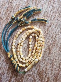 سبحة • كهرب بولوني • طبيعية