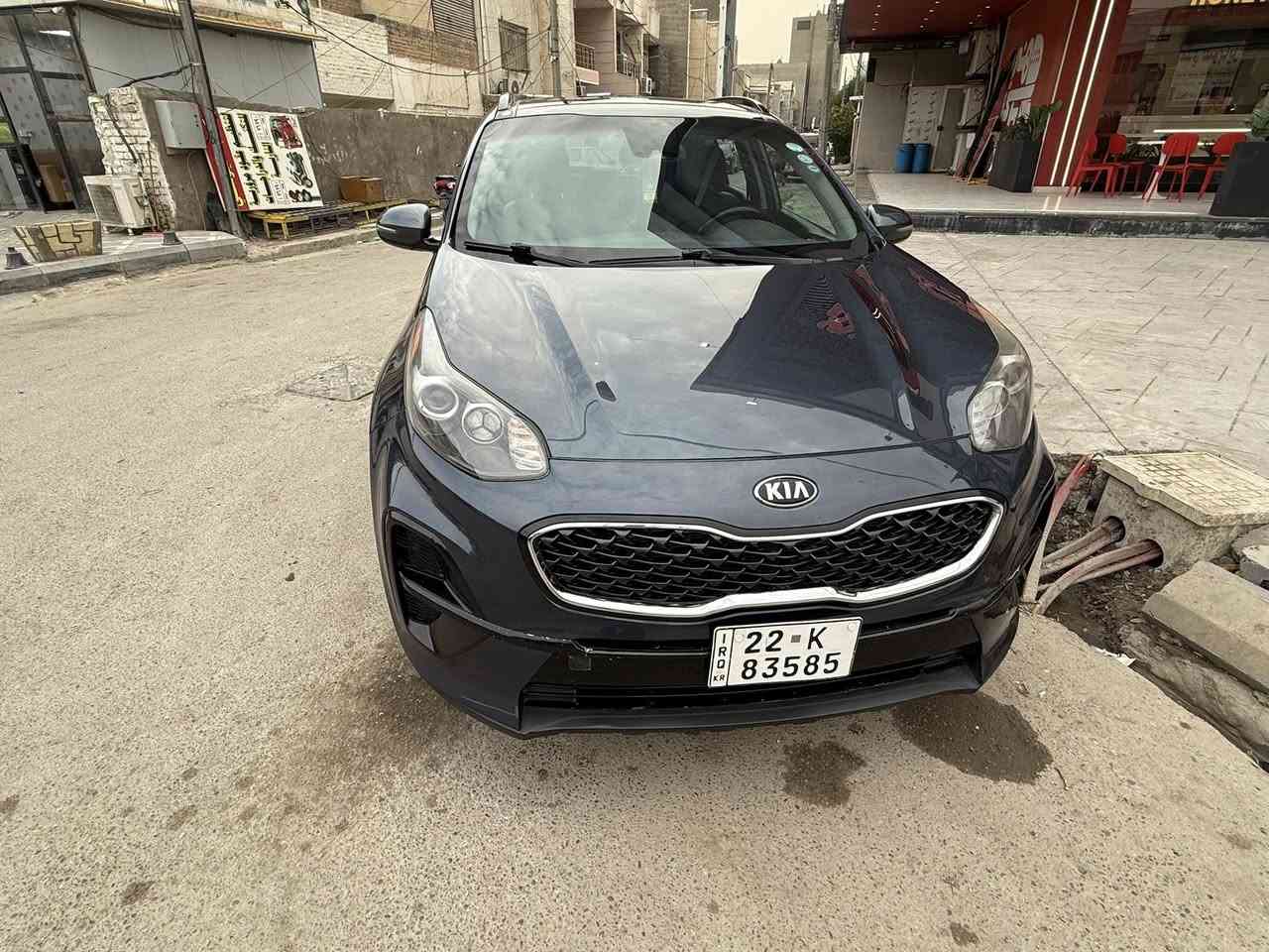 السلام عليكم سبورتج موديل 2022
حادثها مرفق مع الصور تبديل جاملغ امامي ومصبوغ فقط وجاملغ خلفي بارد بدون دواخل مكينه كير كفاله شرط الفحص ماشيه 45 ميل السياره موصفاتها فول الفول عابر الجيتي لاين كشنات جلد تدفئة كراسي كهرباء تحكمات ستيرن بنورما ثلاث انضمة قيادة مري شفط رادرات أمام خلفي توقف ذاتي قياده الي تحديد مسار وبعد هواي مواصفات بيها السياره جديده بسمي هزه وفحص قبل سبوع من سويتها سنويه لل 2029 تريد وكالة تريد تحويل مجانا 
السياره معروضه ب190 وبيها مجال بسيط مكانها بغداد 
تليفون ***********
