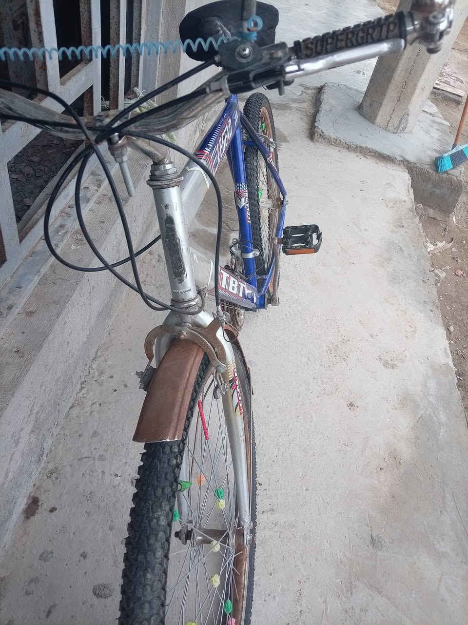 باسيكل للبيع حجم ٢٤..موديل ٢٠.
السعر ٦٠ وبيه مجال.. ***********
