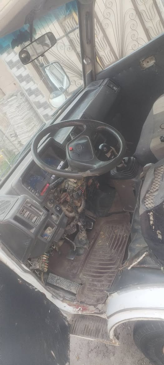 كيا مديل ٩٦رقم ألماني راعيها موجود شرط تحويل سنويا عضم عاج صارلها شهرين من صقطت بيها حصه كازالسعر٥٠وبيهامجال مكينه تصرف بس لكير شرط وكسن شرط وشاصي شرط ستفسار عل *********** مكاني موصل ايمن
