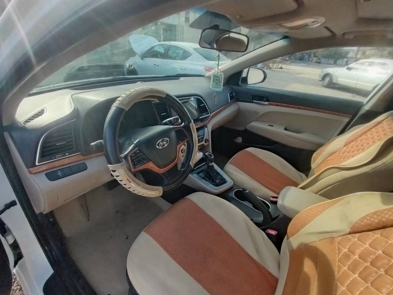 النتره موديل ١٨ خليجي مواصفات حساس خلفي كامره خلفي دواخل جلد مكينه 200 بيه بس بارد بل جاملغ الخلفي مامصلح طخه خفيفه واحد من الدات ميشتغل مكينه وكير مامفتوحات ماشيه 180 السعر خاص ***********
