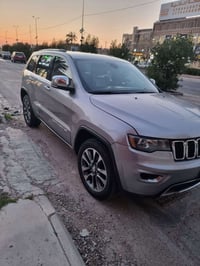 غراند شيروكي • ٢٠١٨ • حادث السايق