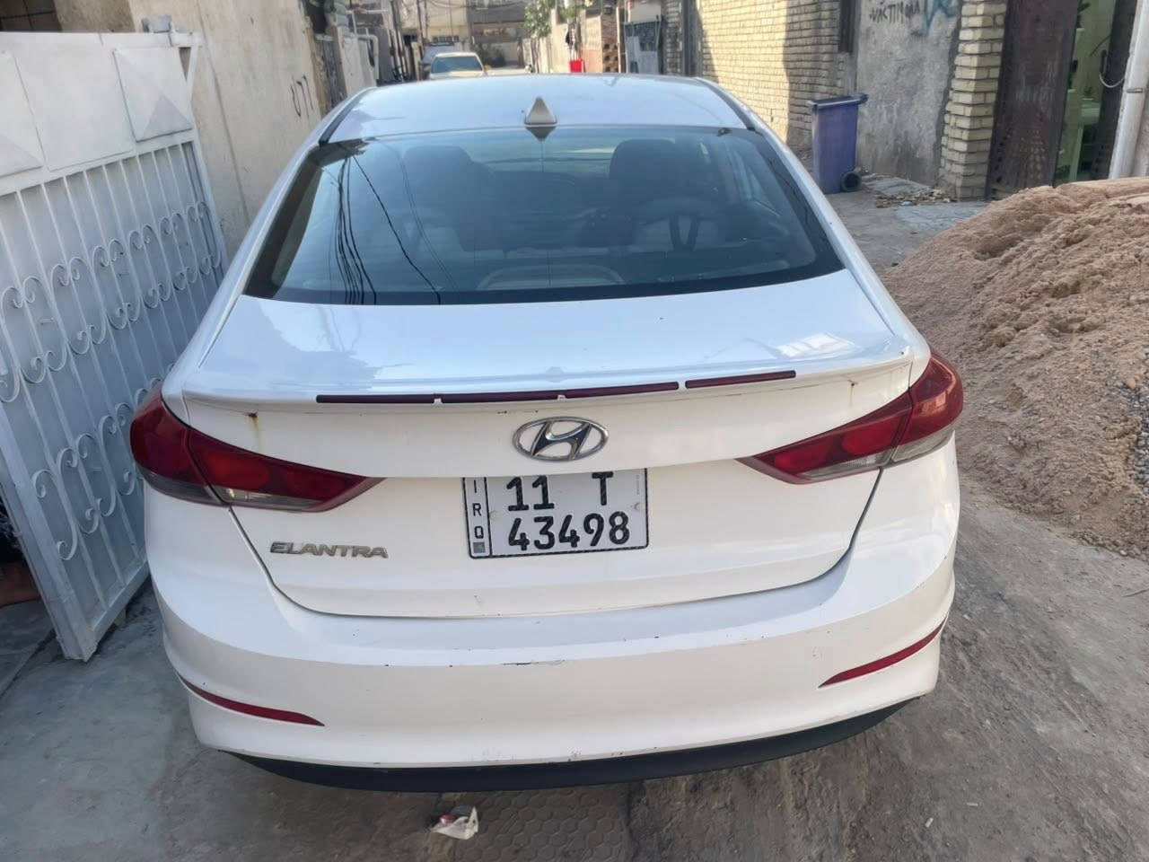 الانترا ١٧ وارد امريكي للبيع حادثها بچم ومصبوغه عام  جماليه سعر ١١٠ وبيه مجال
السيارة باسمي تحويل ثاني يوم المكان بغداد ***********
