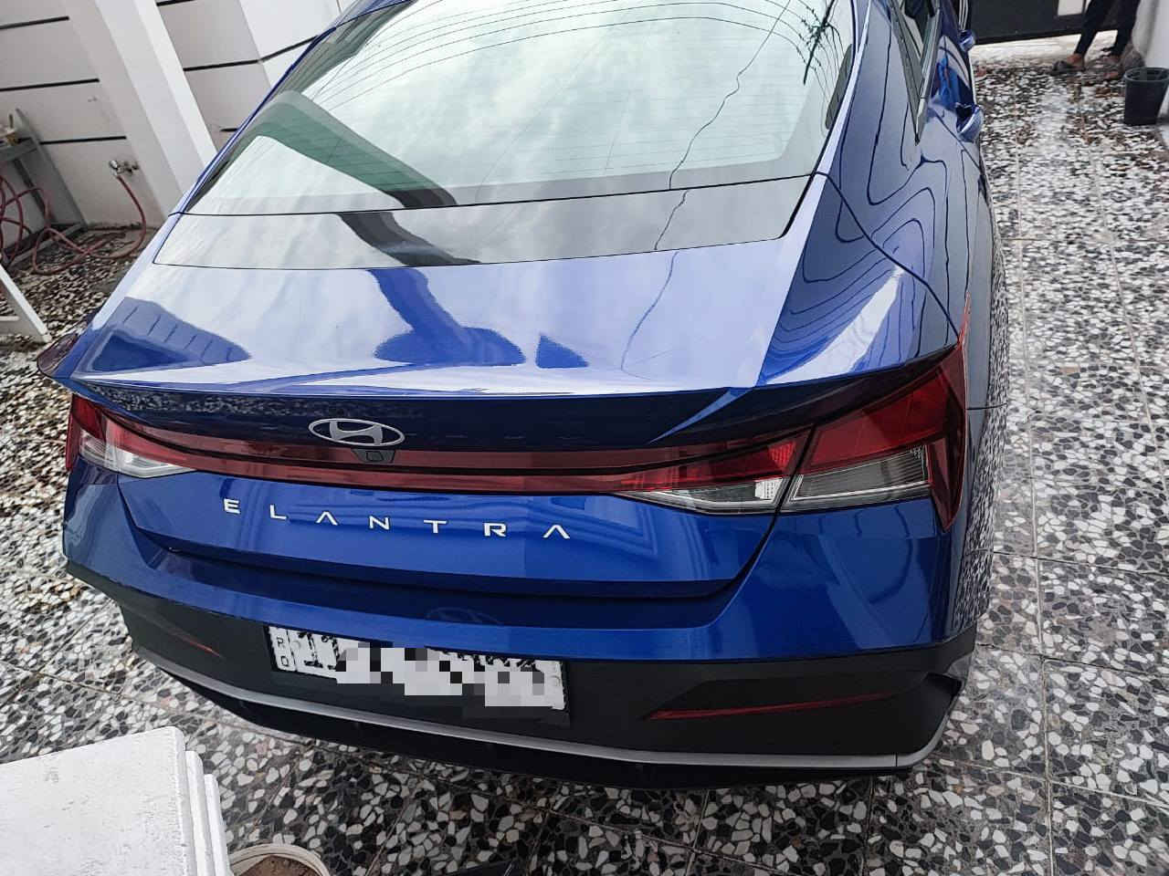 السلام عليكم
هونداي النترا 2024 جديده 
 رقم بغداد باسمي
السعر ١٦٢
الحادث مرفق مع الصور بدون دواخل 
المواصفات :  
شاشه تاب متصله /بصمة  / لايت LED / تشغيل عن بعد /  رادار امامي / رادار جانبي / شاشة كبيرة / مود درايف / محرك 2000 دوش / ويل كب بلاك / جنطة ذكية / تحكم ستيرن / كروس سرعة/كروز سرعه/رادار امامي/قياده الية/لدات امامي/لايت عدسات بلاد/اوتو بريك/ 
رقم الهاتف ***********
