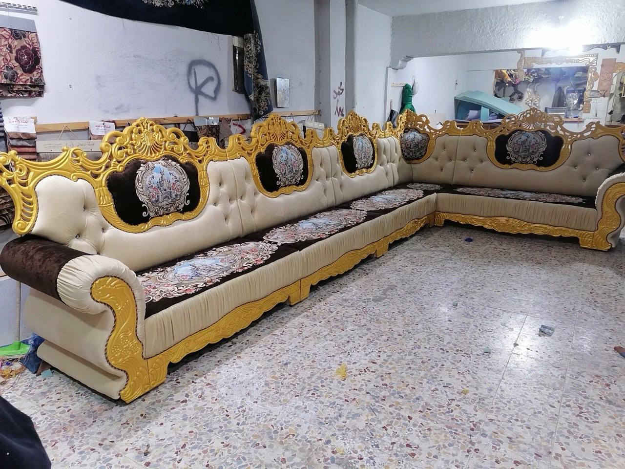 بمناسبة شهر رمضان المبارك 🌙نقدم لكم 🤍
✨ تصاميم تجمع بين الأناقة والجودة ✨
البيت يكتمل بجلسة راقية تعكس ذوقك وتمنحك راحة حقيقية.  📍(#معرض_دوشمةالعنزي_للديوان والطخم)بإدارة`° أشرف العنزي°  يقدم لكم 
كل تفاصيل العمل تُنفذ بدقة لتناسب ذوقك وتضيف لمسة فخامة وأناقة لبيتك وبتصاميم حديثة 

🔹أسفنج عراقي ضغط عالي
🔹يتوفر لدينا أسعار الجملة والمفرد  
🔹 إمكانية تفصيل المقاسات حسب الطلب.
🔹 حرية اختيار الألوان والأقمشة — من الأقمشة  المقاومة للماء إلى القديفة الفاخر.والشانيل و الجاكوار
مع هدية 👏❤️هدية ❤️👏!!
📩 للمزيد من المعلومات أو لطلب تصميم خاص:
📞 اسيا:-***********
📞كورك:-***********
أو مراسلة الصفحة أو عبر الواتساب ع الأرقام متوفرة
موقعنا 📍
الموصل _جانب الأيمن_حي النجار_مقابل فندق الموصل
