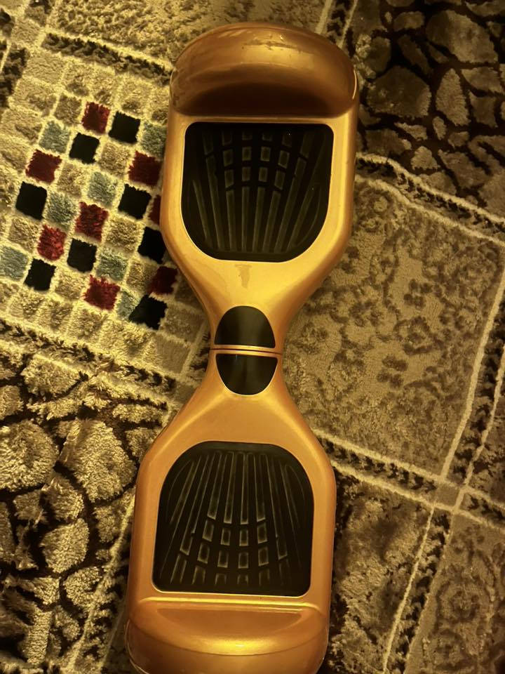 سلام عليكم عندي هذني السكوترات ثنيهن ب 125 وبيهن مجال التواصل ***********
