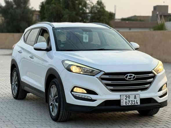 السلام عليكم 
توكسان خليجي موديل 2018 محرك 2000 دوش سيارة جديدة جدا ع وضع الشركة كلشي ممفتوح بيهة 
تحويل مباشر مكفوله كفاله عامه عدا بارد بسيط ممبين حتى بالصور جاملغ الامامي 
تخم تاير حداديه تبريد تدفئه كل نقص مابيهة ماشيه 146 الف كم 
السعر 187 بيهة مجال مكاني واسط قضاء الحي 
***********
***********
