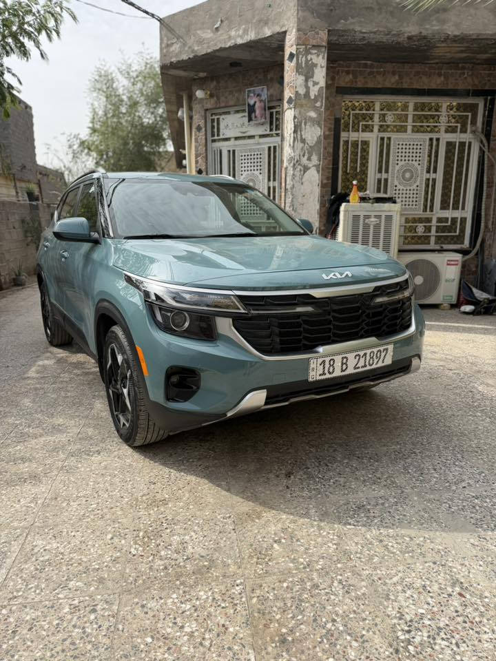 للبيع سليتوز 24  بسمي EX فول عده الفتحه
سعره 168

بدون حادث  فقط حالوب بسيط بدون اي حادث مكفوله من كلشي 

شاشه متصله كشن كهرباء تتفئه تبريد 

توقف ذاتي رادار حساسات تشغيل عن بعد 

سياره ع وضع شركه ماشيه 15 محرك 2000

مكاني بغداد حي اور ***********.
