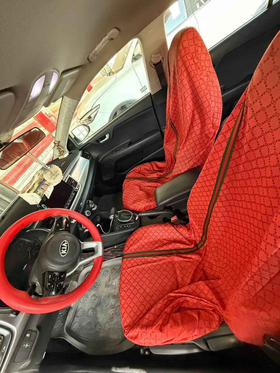 السلام عليكم كيا ريو ٢٠٢١
سونار بيها جديد
تبريد ثلج  غير متواجد ع فيس 
هاتف ***********
مكان الكرادة 
سعر ١٢٢ وبيها مجال
