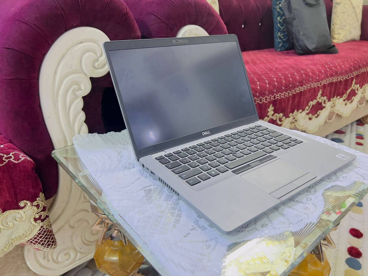 السلام عليكم لابتوب مستعمل قليل كلش وشغال كلشي بيه + وياه جنطه مالته ولشاحنه وماوس الاصليات  ولوصل مال اشراه 
السعر 325 وبيه مجال رقم الهاتف ***********
