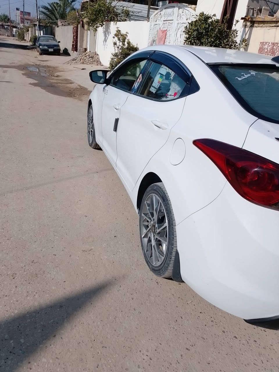 النترا 2012 كير مكينه حدايه تخم تاير خير من الله كهربائيات كلها شغاله بيها صبغ 3قطع فقط والباقي كفاله 
رقم بغداد بسمي السعر 115وبيها مجال
العنوان:بابل جبله 
للاستفسار:***********
