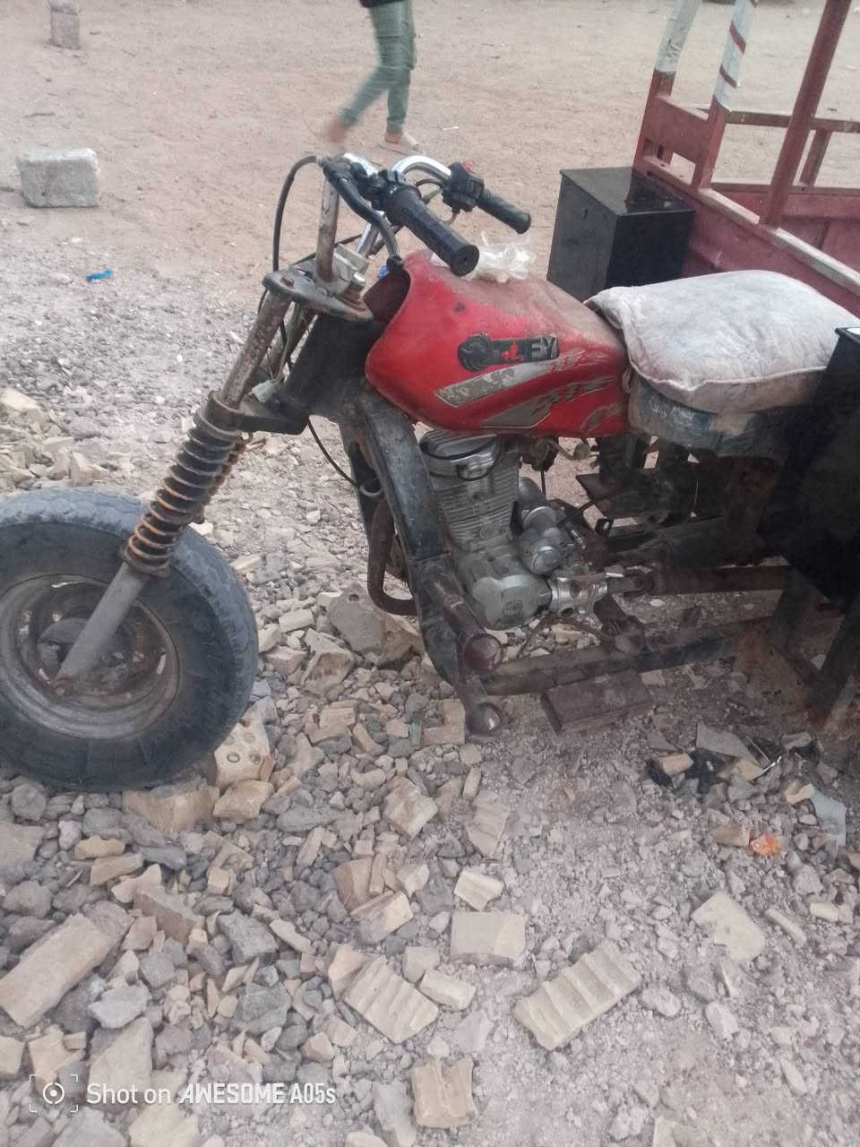 ستوته دايوان للبيع كلك مكفوله من سرقه سعر 700وبيهه مجال قليل حي العباس الشراي يراسل عل واتساب ***********
