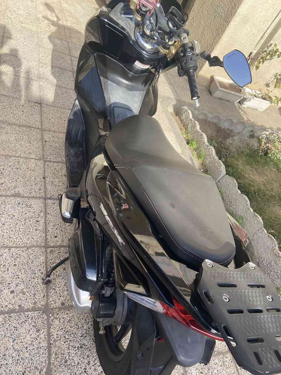 بي سي اكس جيل الثاني دراجه رمبه  نظيفه كلش مكفوله كفاله عامه بيع فقط السعر18 $ونص وبيه مجال بسيط مكاني الحريه الدولعي للاستفسار 
***********
