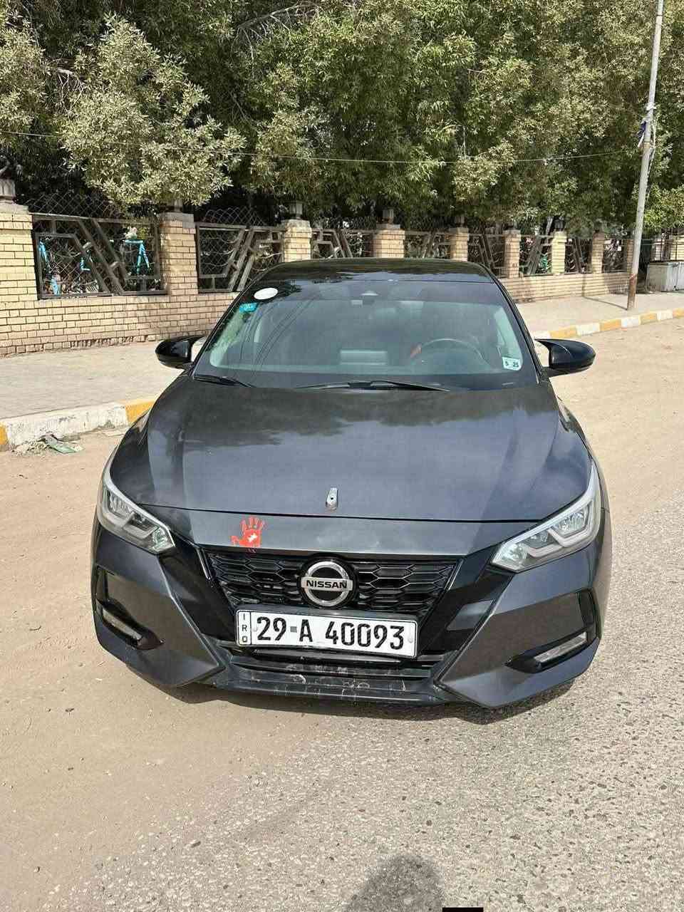 السلام عليكم 
بيع او مراوس 
نيسان سنترا 2020 وارد امريكي رقم واسط حره مداور ثاني يوم سياره بيه بنيد مبدل فول مواصفات عدا الفتحه بصمه تشغيل بصمه ابواب كشن جلد  ثلاث وضعيات قياده شاشه كبيراً كامرا دواره باقي مواصفات معروفه واضحه بلصور سياره جديده وجاهزه بدون اي نقص ماذب عليه ربع مكينه كير تبريد حداديه كله جاهز 
السعر 114 وبيه مجال مكاني ديوانيه 
***********
