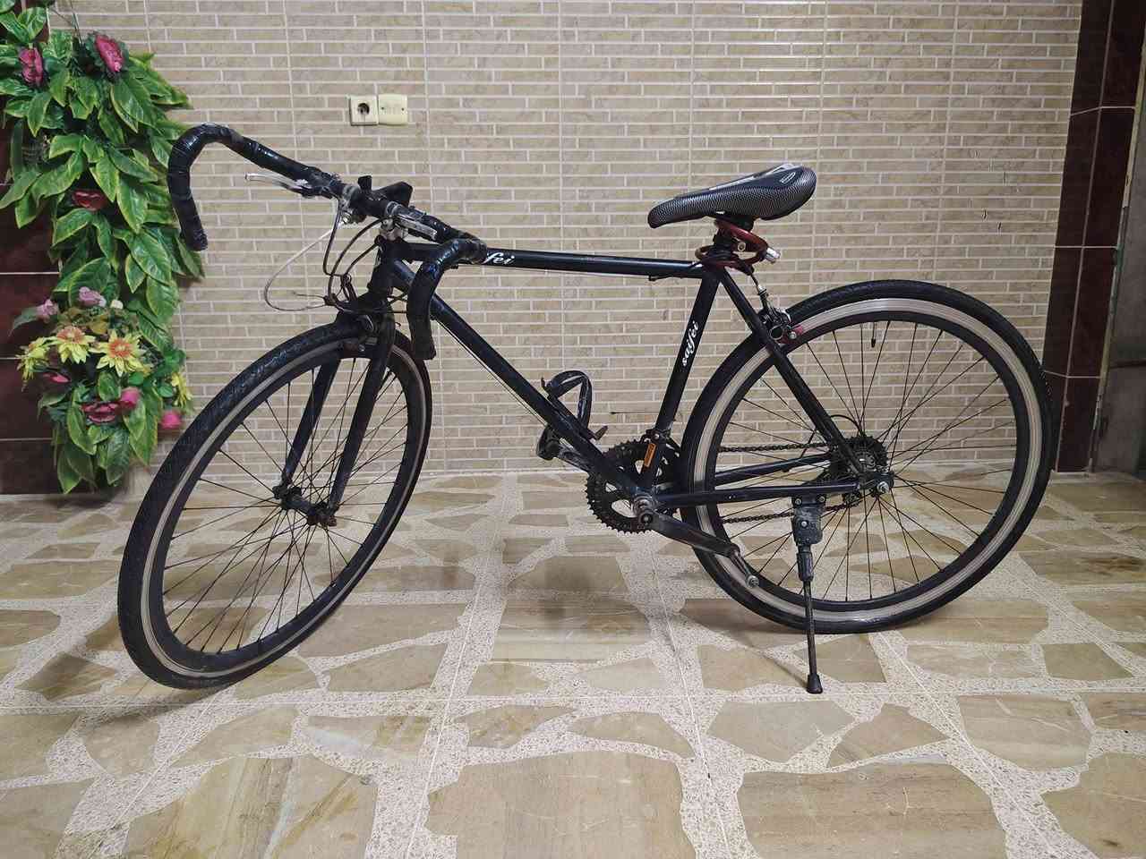 باسكل سباق نضيف السعر ٧٥ وبي مجال المكان الجانب الأيمن قرب دره بغداد للاستفسار ***********
